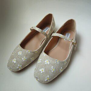 Steve Madden Boden Women's Mary Jane Flats Daisy Floral Size 9.5 US